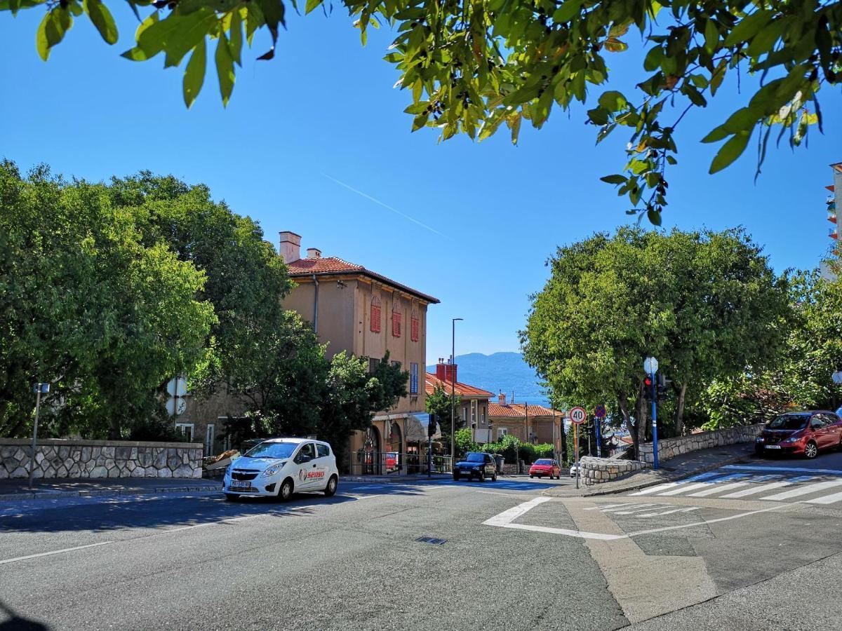 Apartment Krimeja Rijeka Ngoại thất bức ảnh